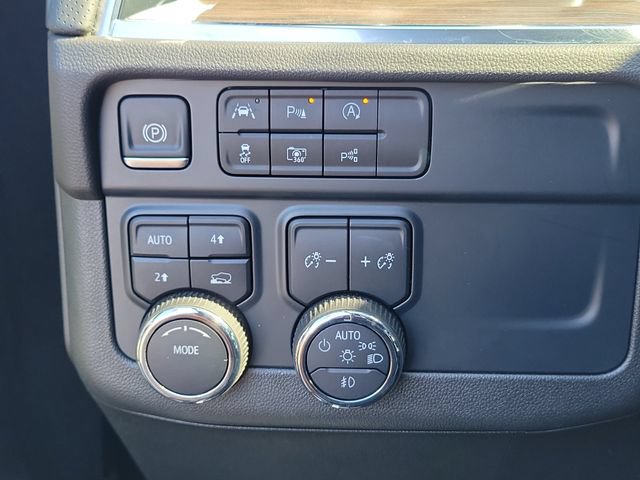 Certified 2025 Chevrolet Tahoe Premier AWD/4WD image 27