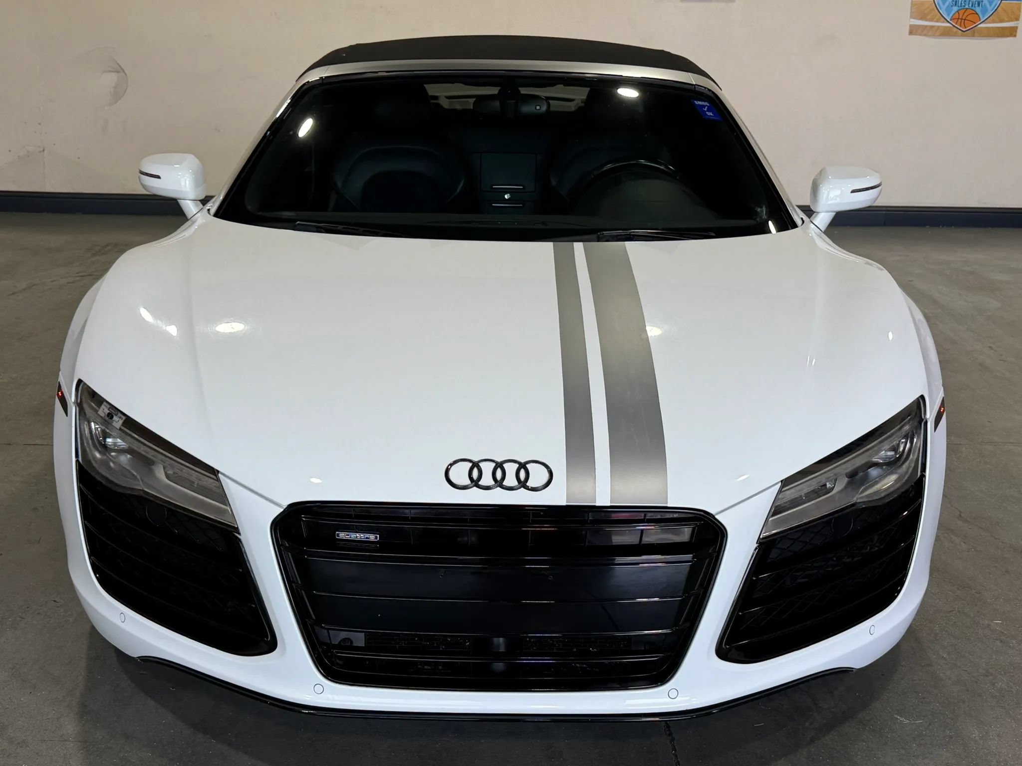 Used 2014 Audi R8 V8 AWD/4WD image 2