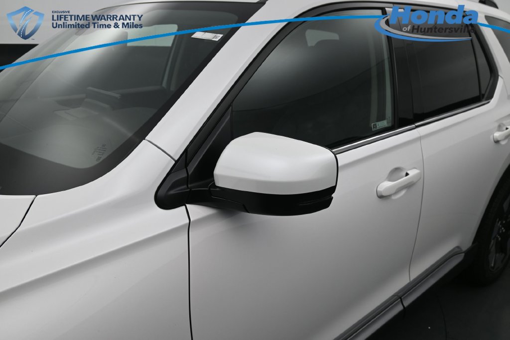 New 2026 Honda Pilot Touring image 15