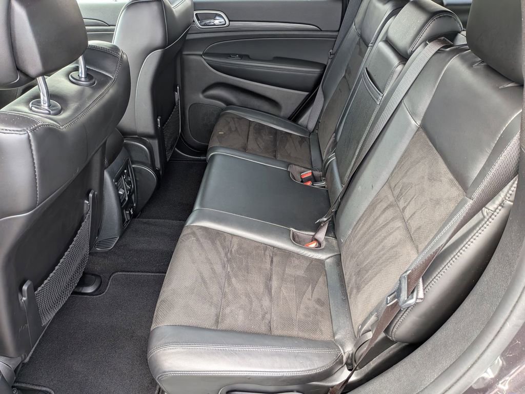 Used 2020 Jeep Grand Cherokee Altitude image 16