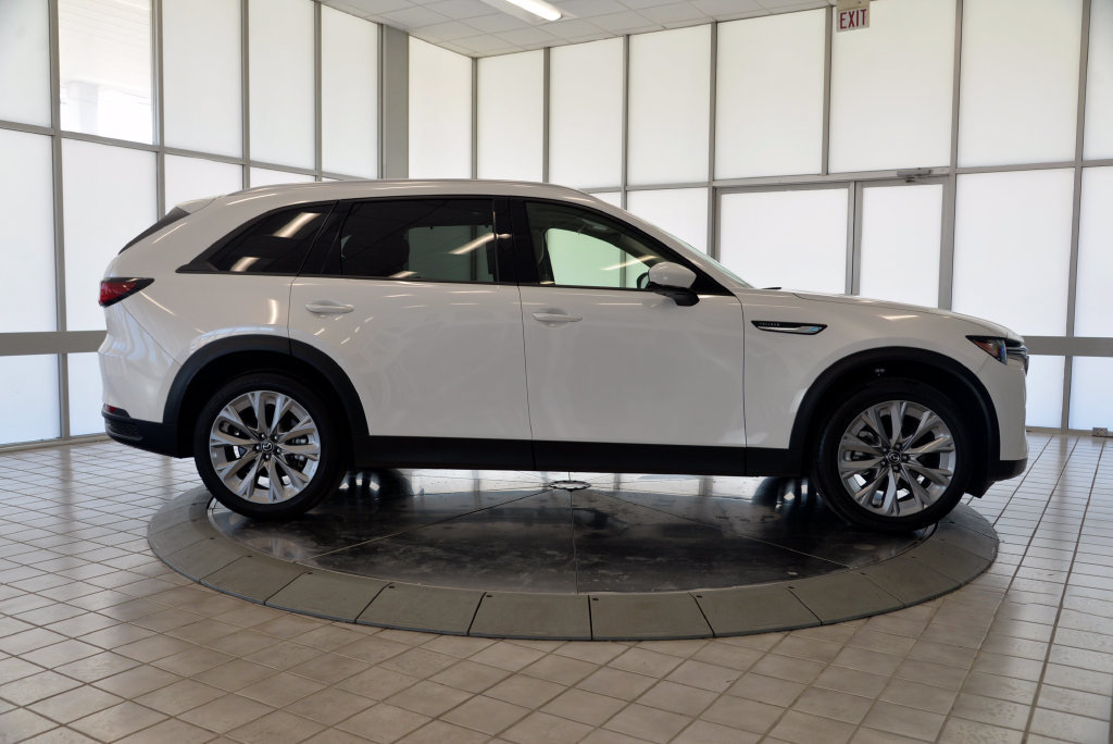 Certified 2026 MAZDA CX-90 3.3 Turbo w/ Preferred Package AWD/4WD image 9