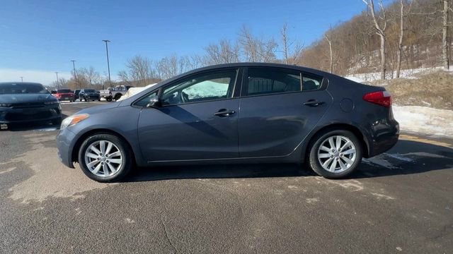 Used 2016 Kia Forte LX w/ LX Popular Plus Package image 5
