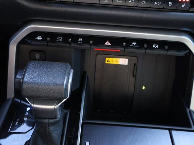 Used 2023 Toyota Tundra Platinum w/ Advanced Package image 29