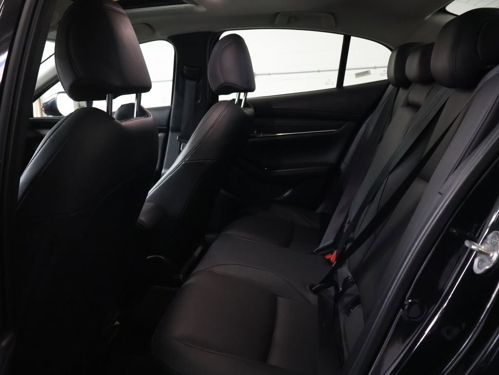 Used 2025 MAZDA MAZDA3 s image 15