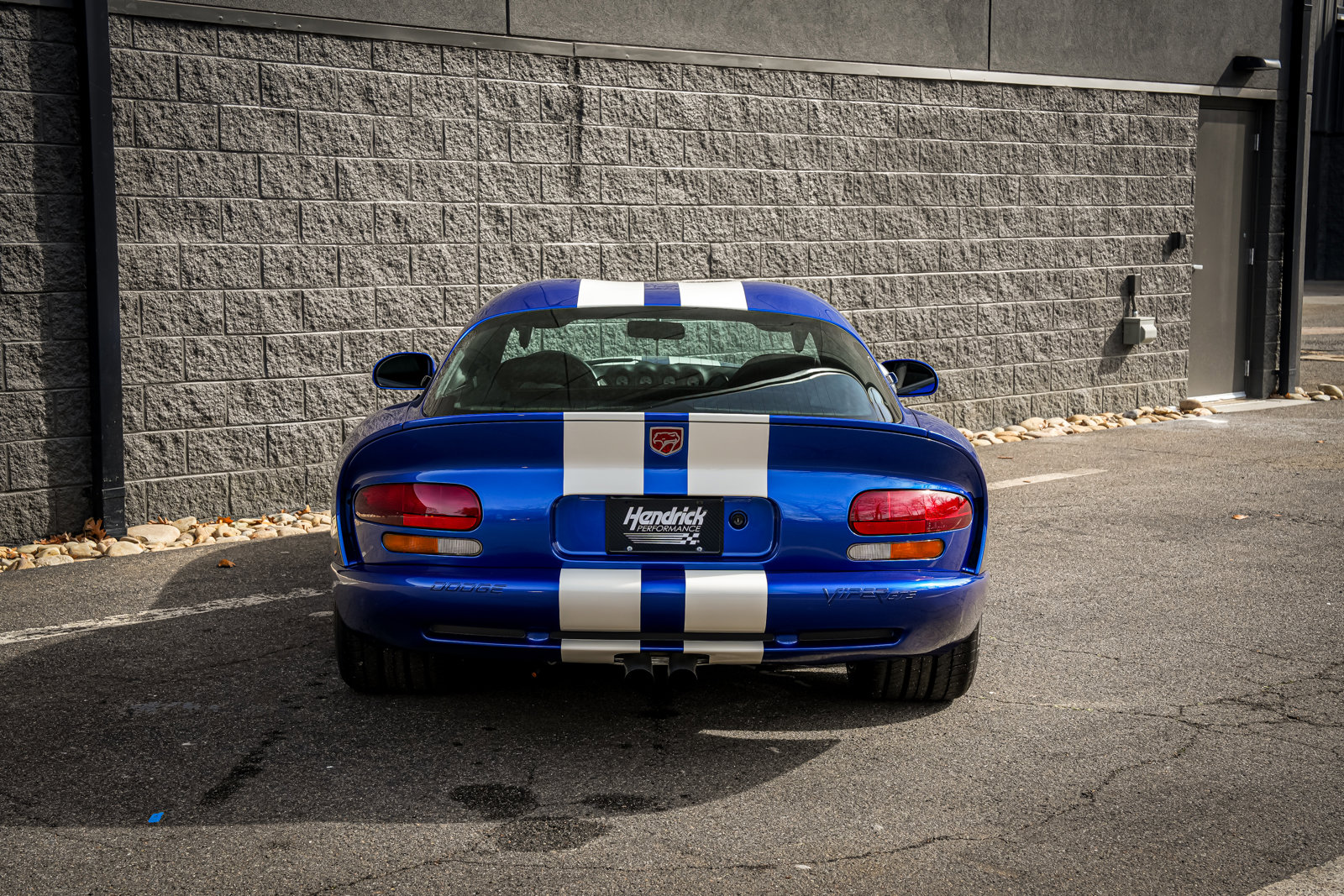Used 1997 Dodge Viper GTS image 6