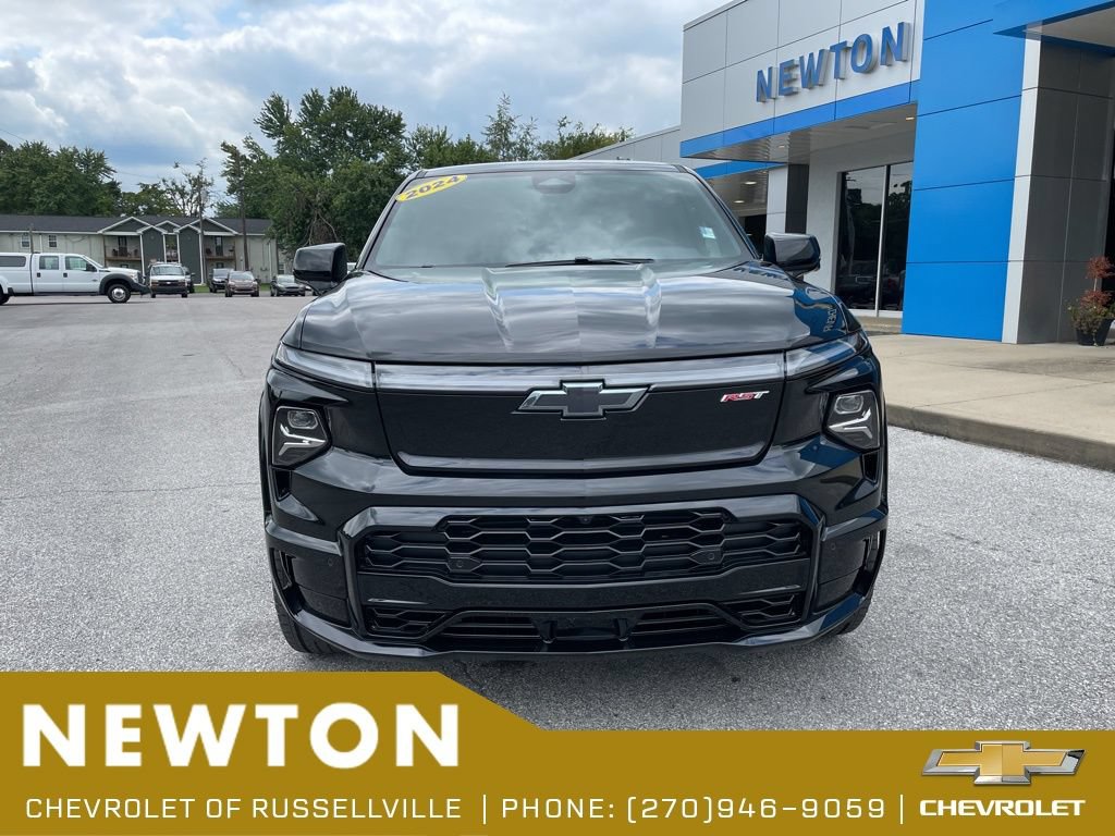 New 2024 Chevrolet Silverado EV RST AWD/4WD image 3