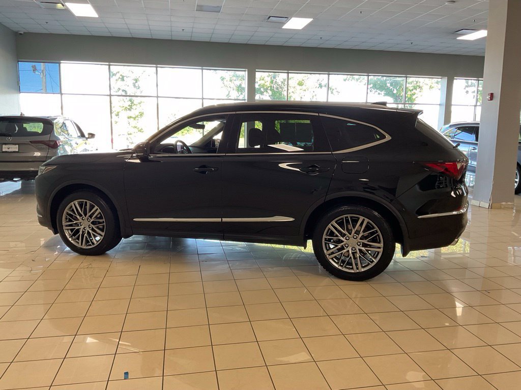 Certified 2024 Acura MDX w/ Advance Package AWD/4WD image 5