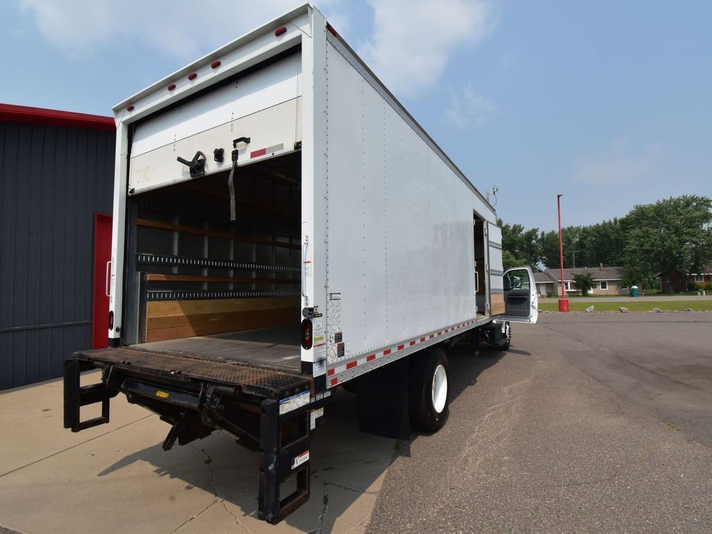 Used 2019 Ford F750 2WD Regular Cab Super Duty image 21