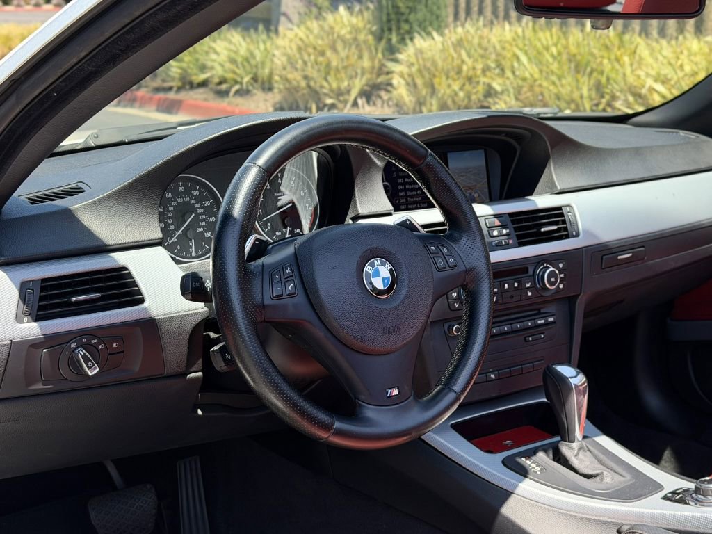 Used 2013 BMW 335i Convertible RWD image 15