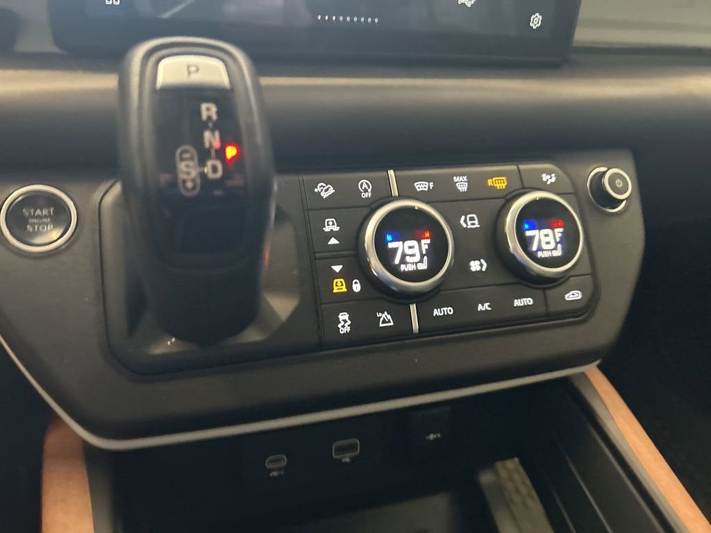 Used 2020 Land Rover Defender 110 HSE image 7