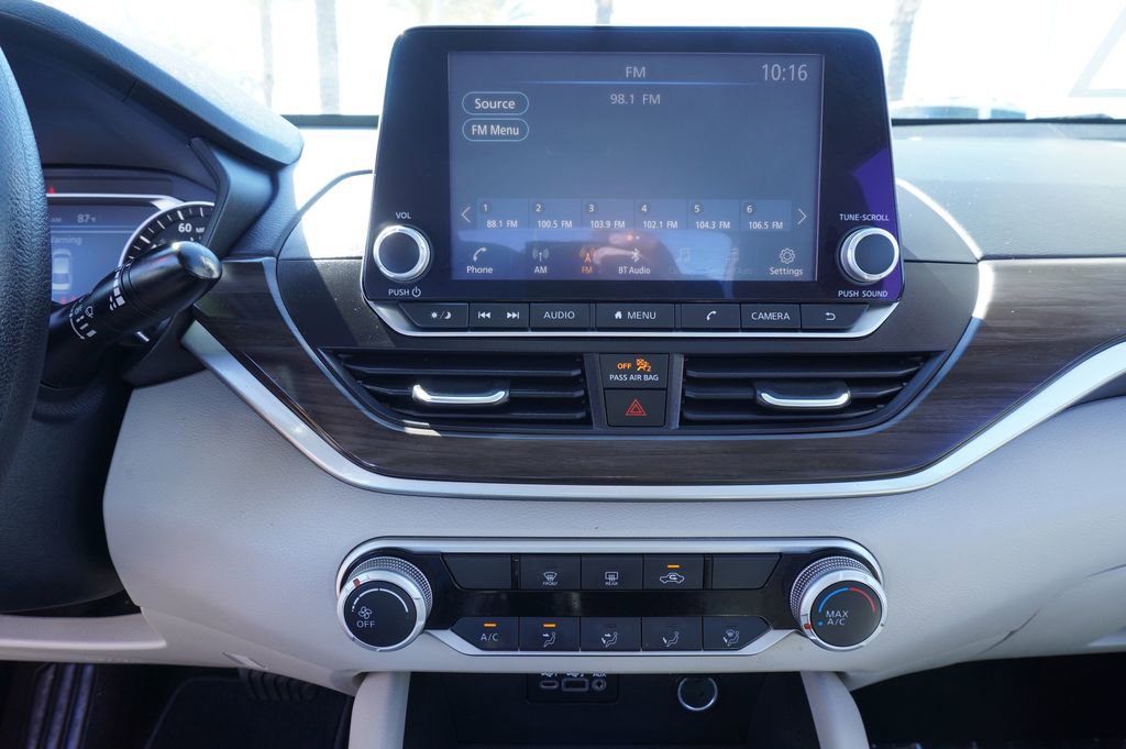 Certified 2025 Nissan Altima 2.5 SV image 19