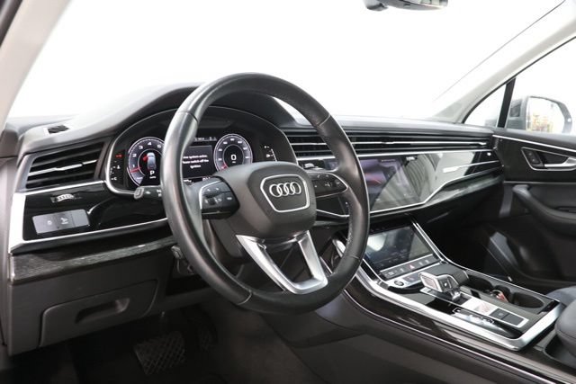 Used 2024 Audi Q7 3.0T Premium Plus AWD/4WD image 39