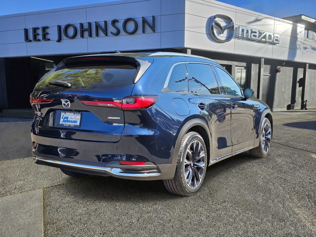 Used 2024 MAZDA CX-90 Plug-In Hybrid w/ Premium Plus AWD/4WD image 5