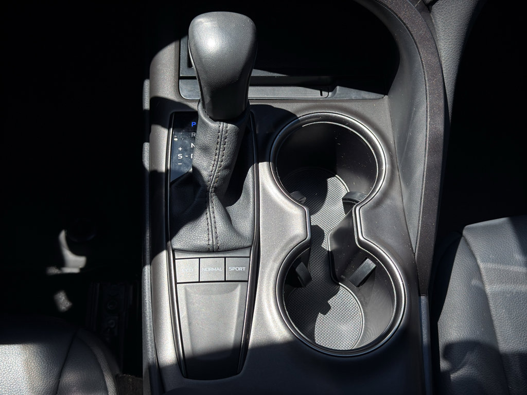 Used 2024 Toyota Camry SE FWD image 39