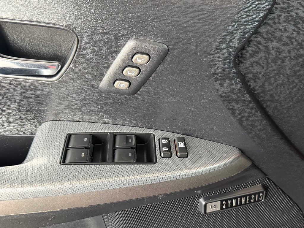Used 2013 Toyota Venza XLE w/ XLE Premium Pkg FWD image 18