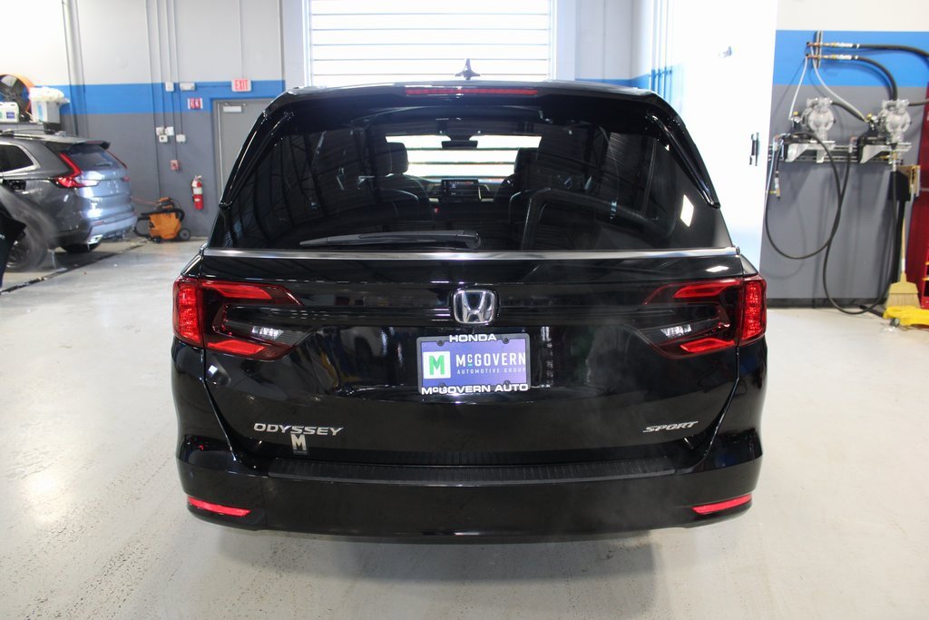 Used 2023 Honda Odyssey Sport image 45