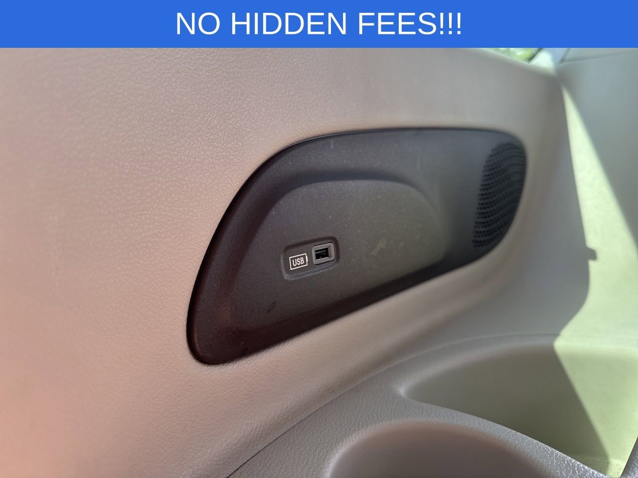 Used 2020 Chrysler Pacifica Touring-L w/ Advanced Safetytec Group FWD image 44