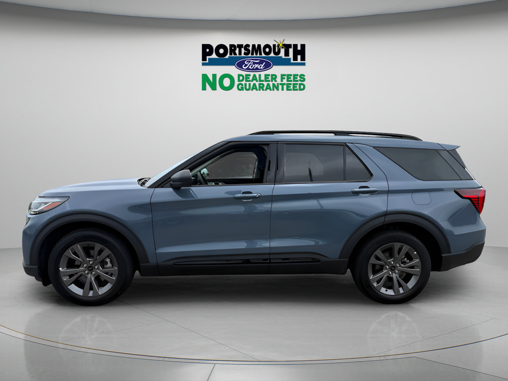 Used 2026 Ford Explorer Active w/ Active Comfort Package AWD/4WD image 2