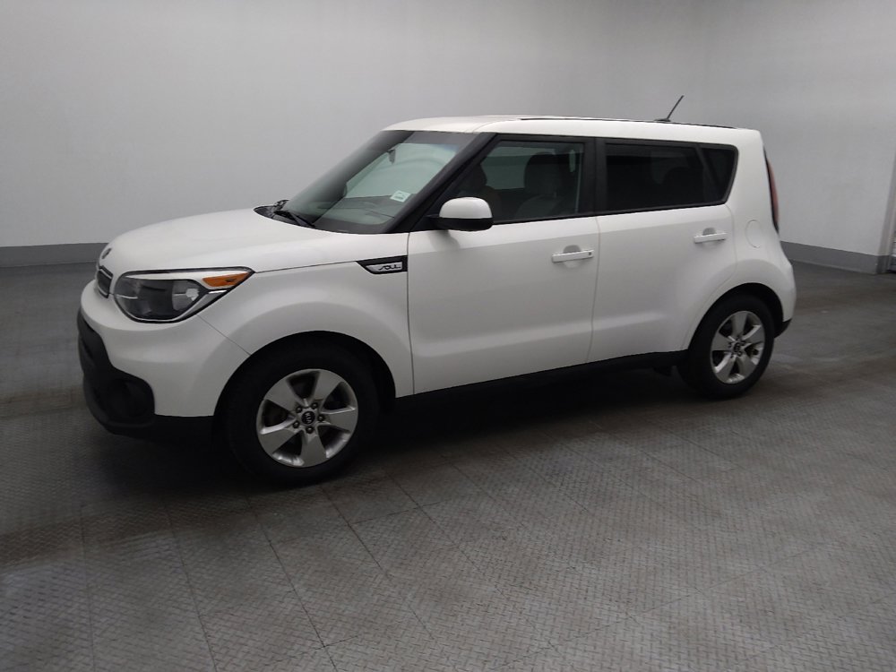Used 2019 Kia Soul FWD image 2