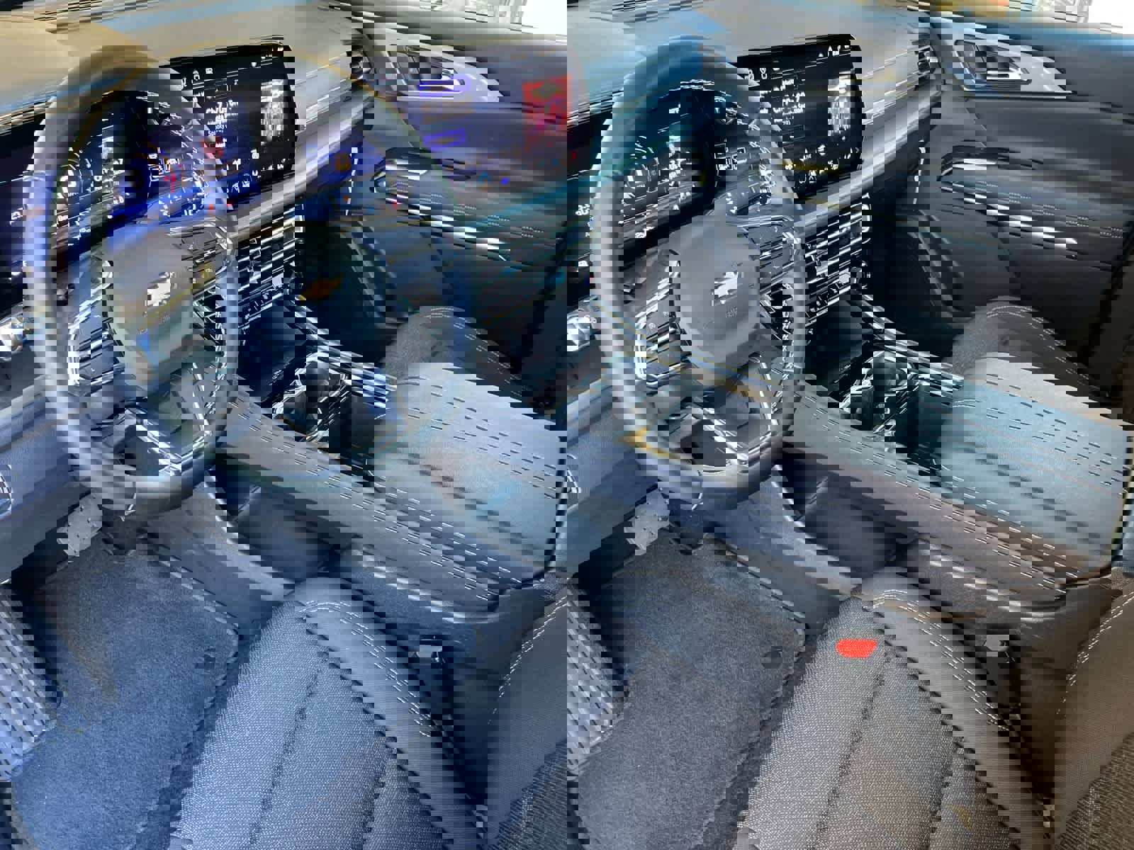 Certified 2025 Chevrolet Traverse LT image 11