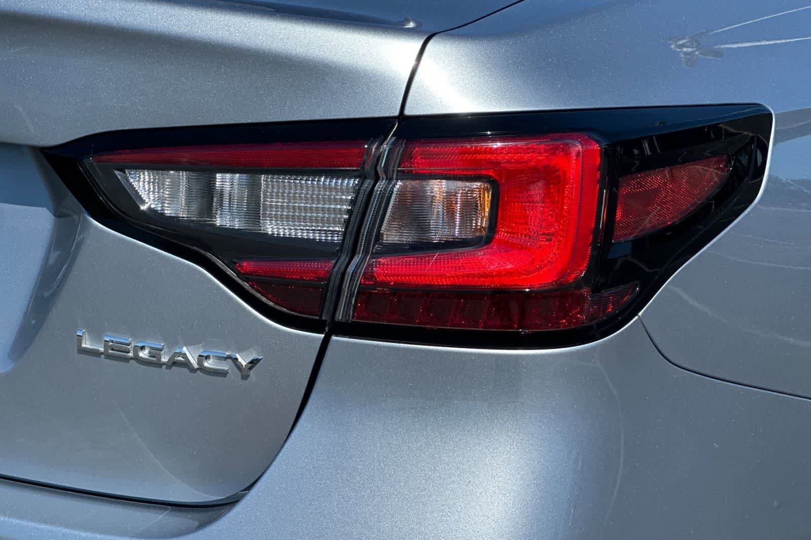Used 2022 Subaru Legacy Limited AWD/4WD image 30