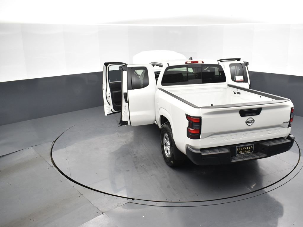 New 2025 Nissan Frontier S image 26