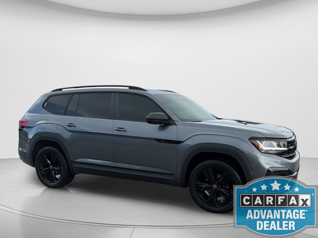 Certified 2023 Volkswagen Atlas SEL R-Line AWD/4WD image 6