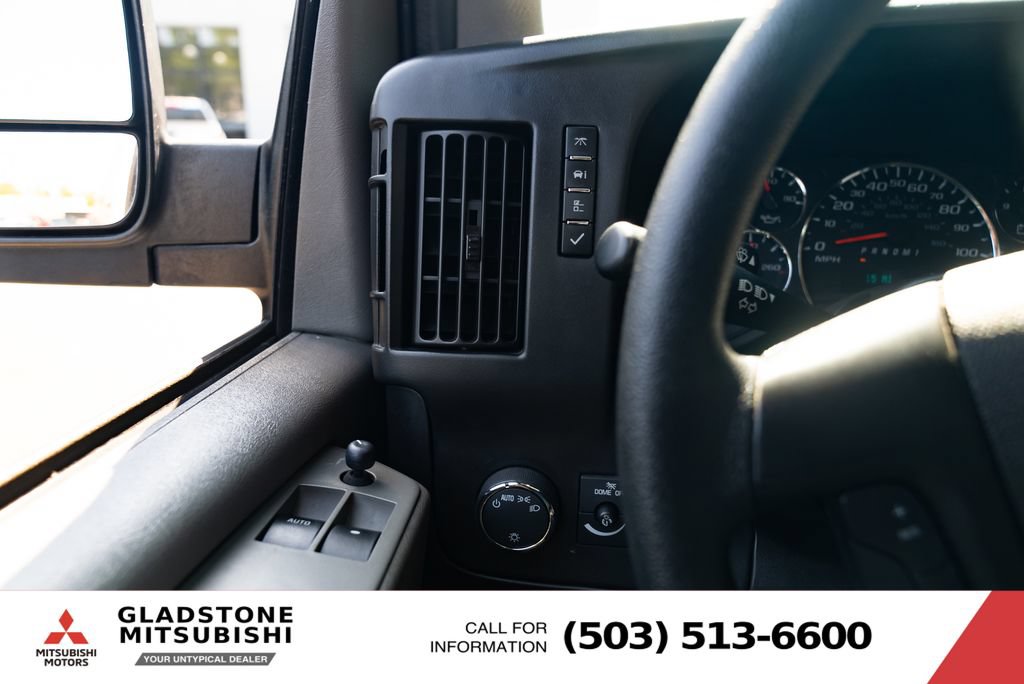Used 2015 Chevrolet Express 2500 LT w/ LT Preferred Equipment Group RWD image 14