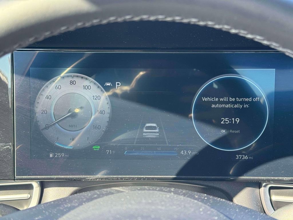 Used 2023 Hyundai Elantra Limited FWD image 28