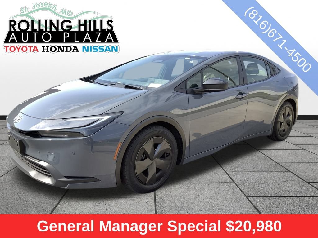 Used 2023 Toyota Prius LE