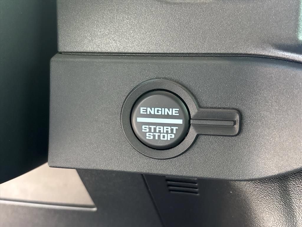 Used 2026 Ford Bronco Badlands AWD/4WD image 17