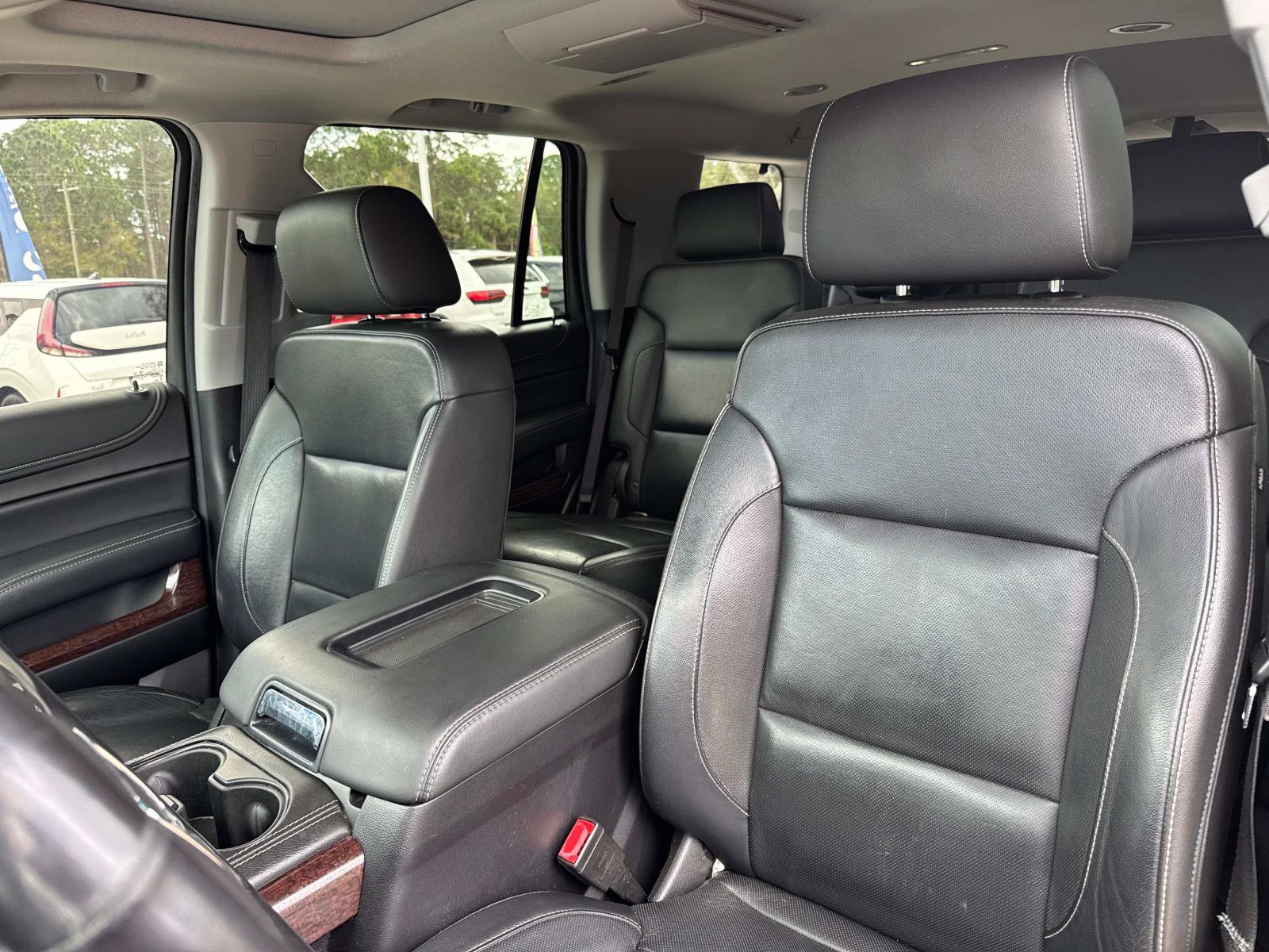 Used 2019 GMC Yukon SLT w/ Premium Edition image 22