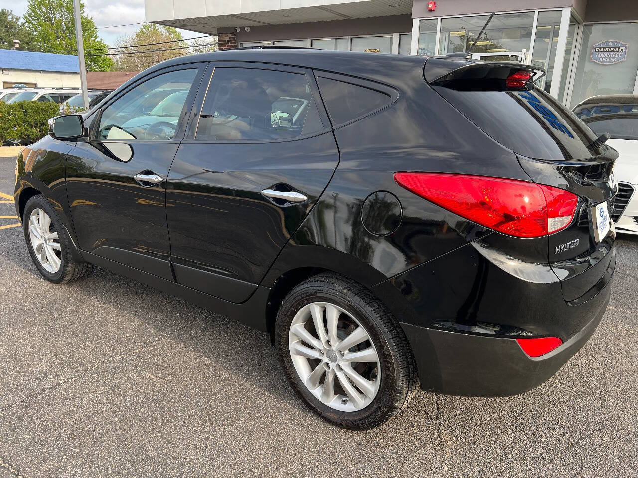 Used 2013 Hyundai Tucson Limited w/ Premium Pkg FWD image 12