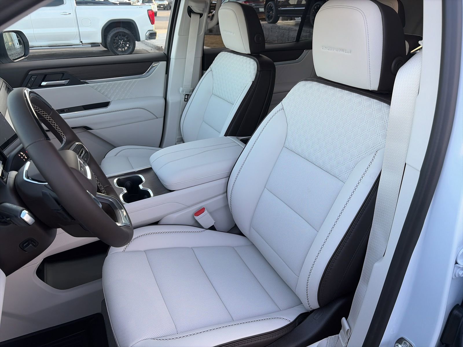 New 2026 GMC Acadia Denali w/ Super Cruise Package image 22