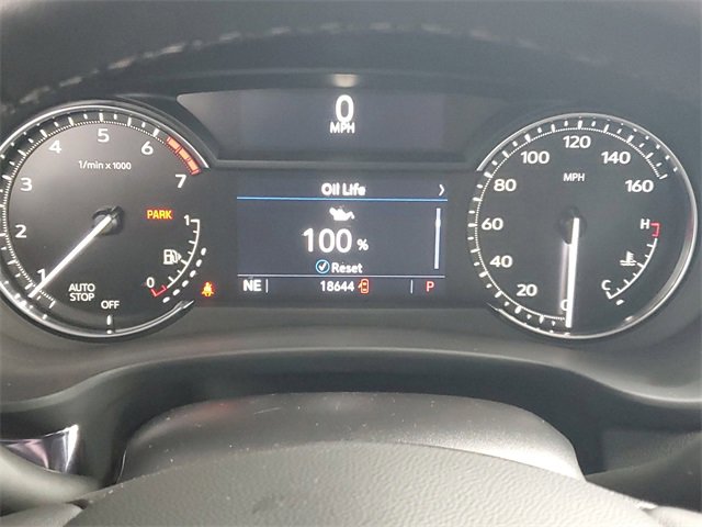 Certified 2022 Cadillac XT4 Luxury w/ Cold Weather Package image 14