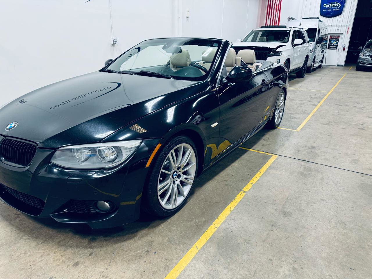 Used 2013 BMW 335i Convertible image 18
