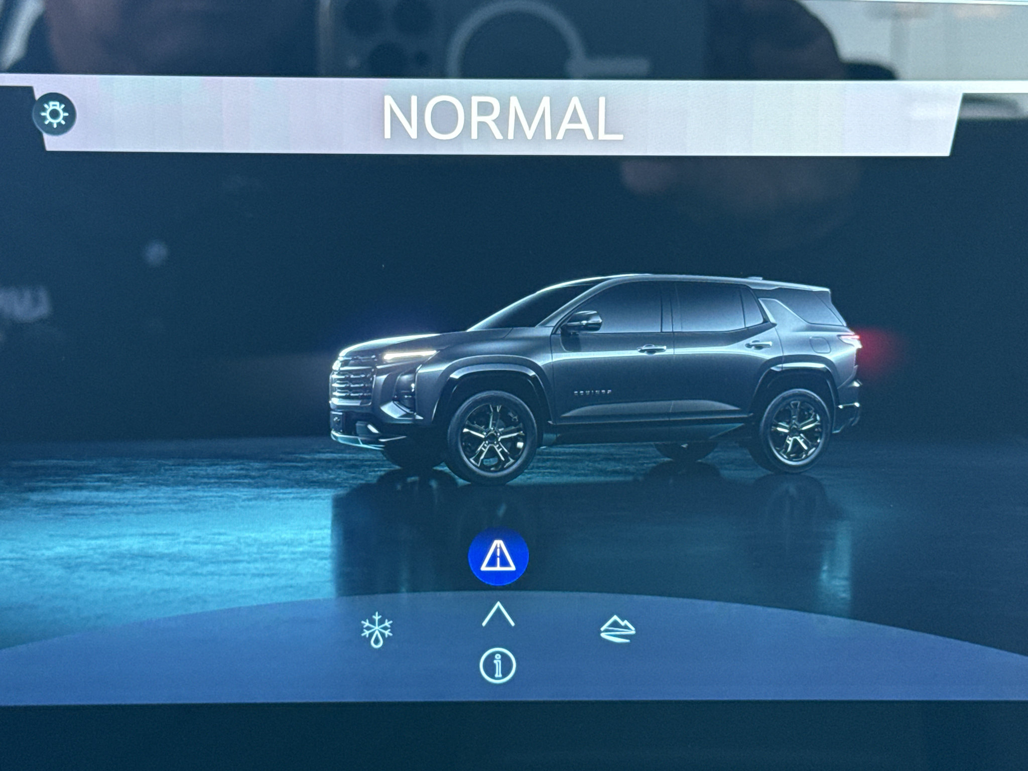 New 2027 Chevrolet Equinox RS w/ Safety and Technology Package AWD/4WD image 41