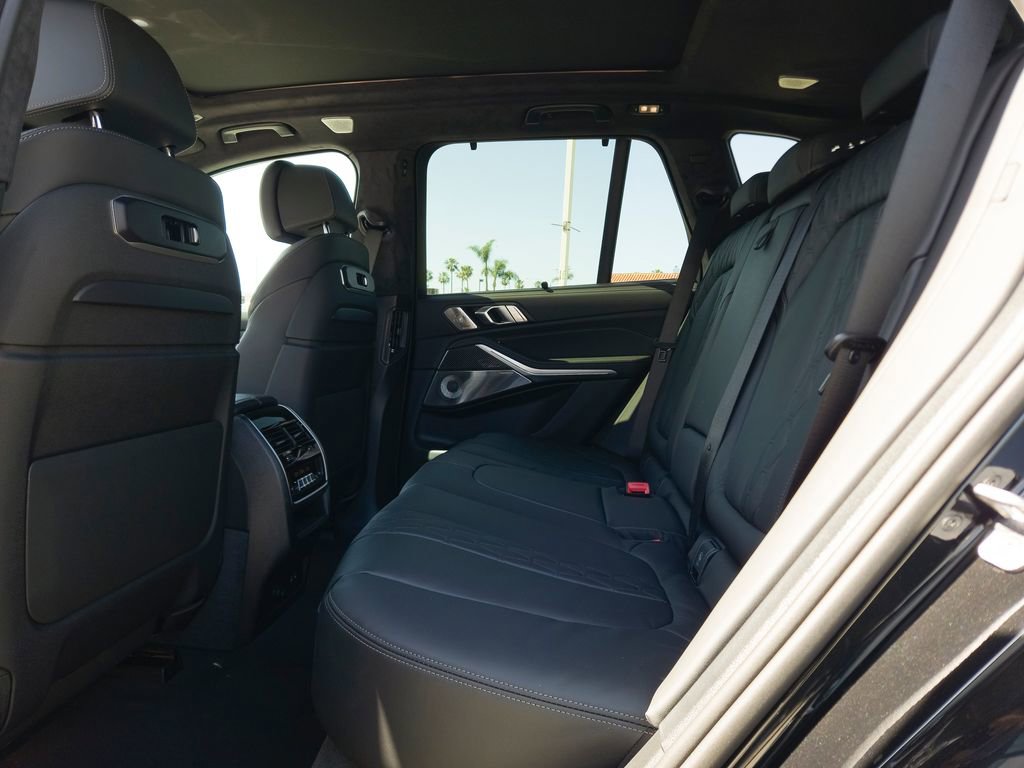 New 2026 BMW X5 M60i image 8