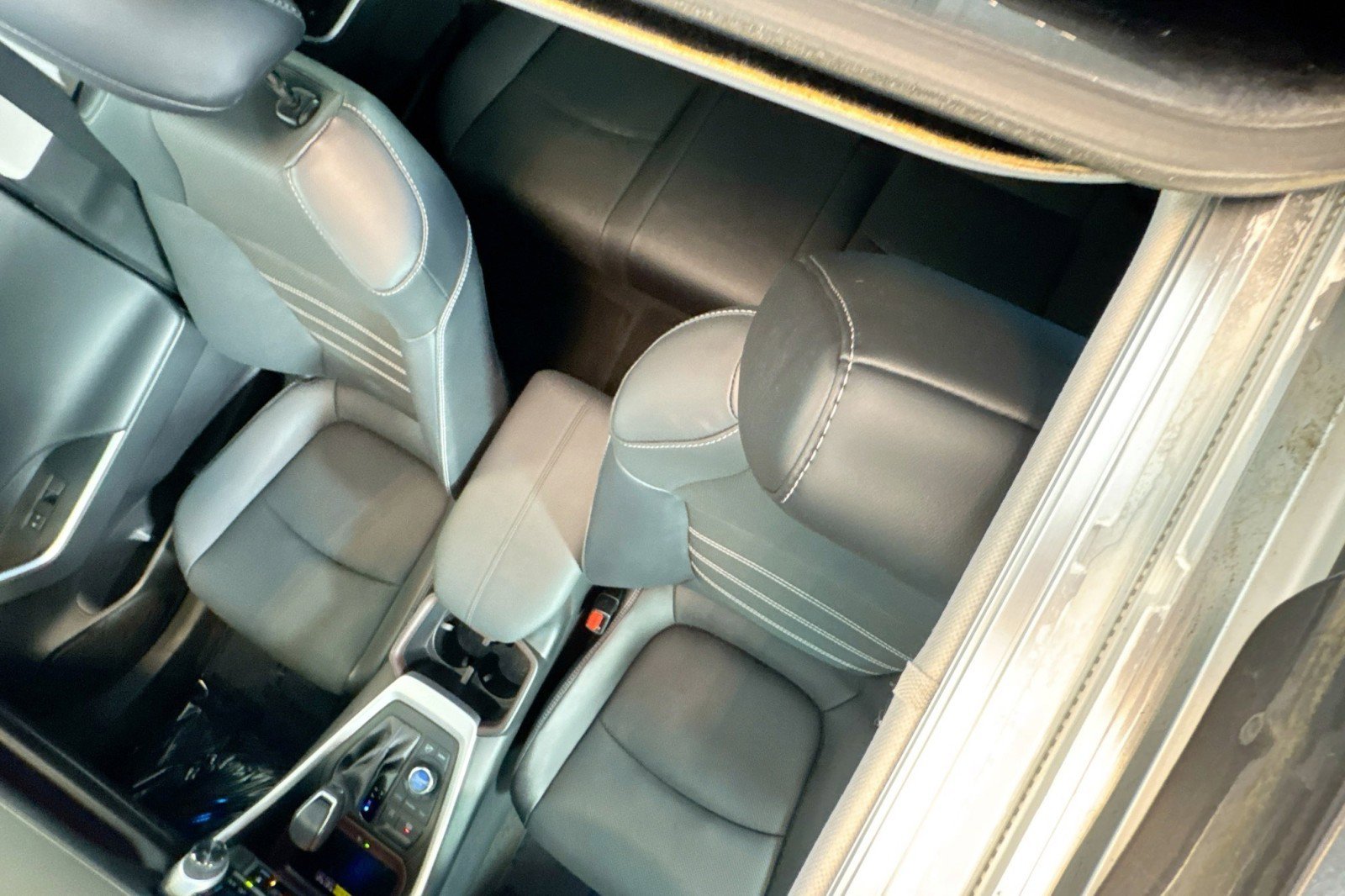 Used 2024 Toyota RAV4 Limited image 20