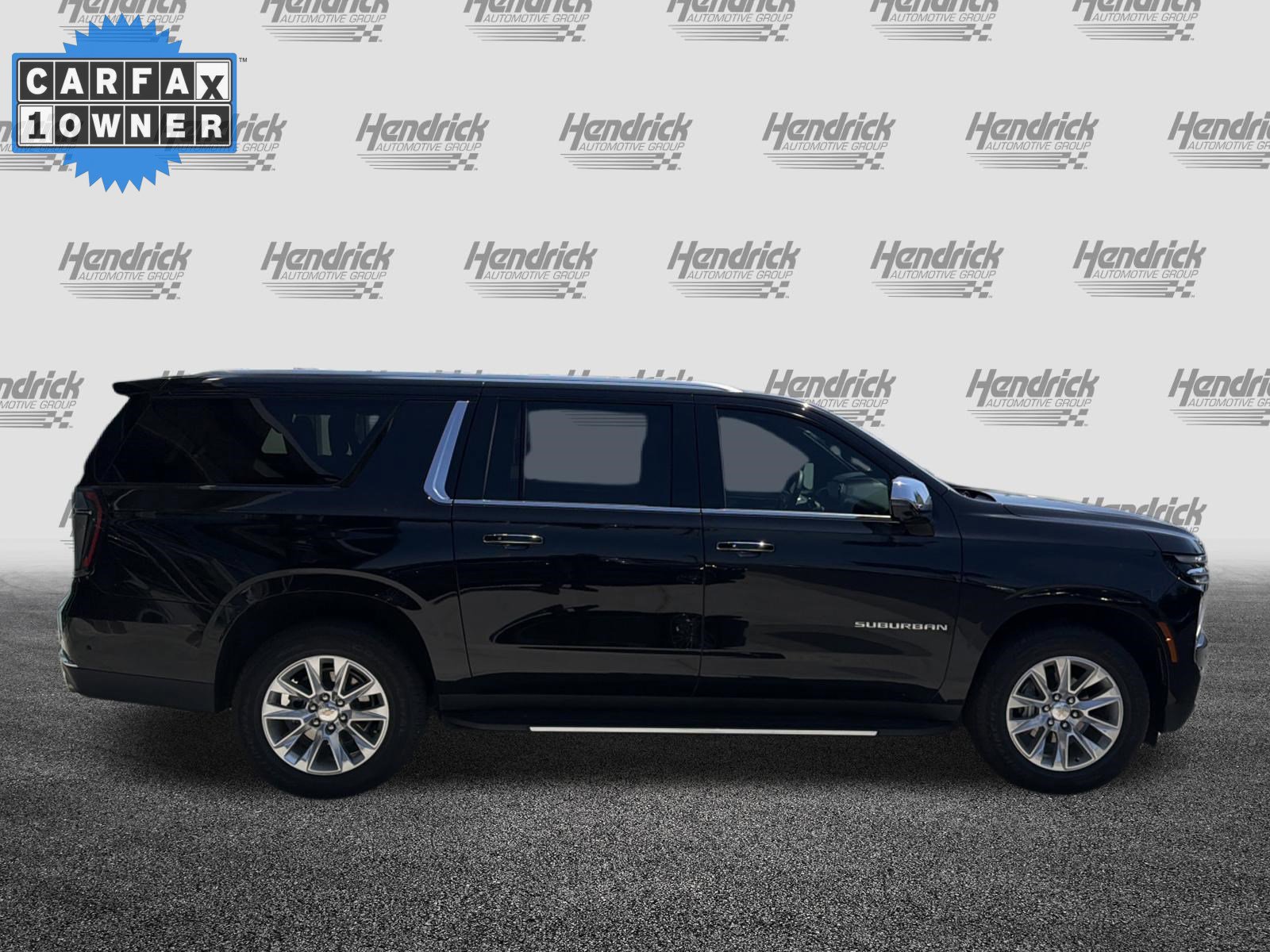 Used 2025 Chevrolet Suburban Premier AWD/4WD image 11