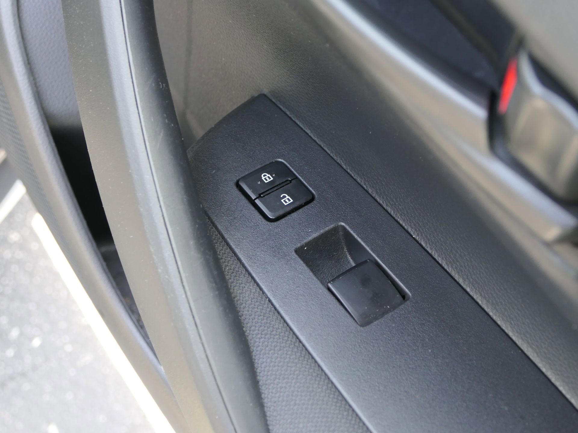 Used 2023 Toyota Corolla LE FWD image 25