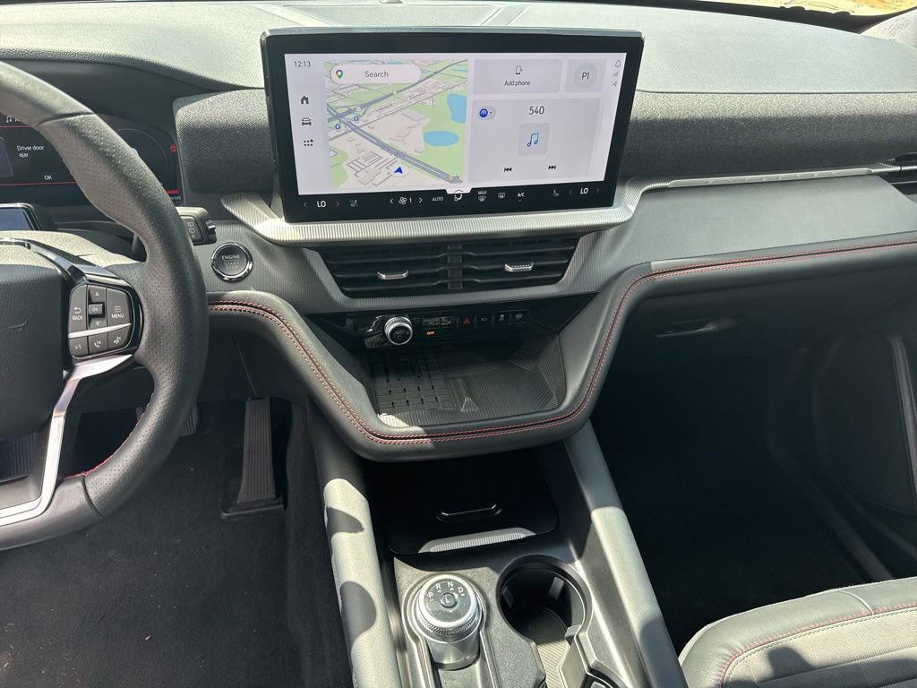 Used 2025 Ford Explorer ST-Line w/ Premium Package image 8