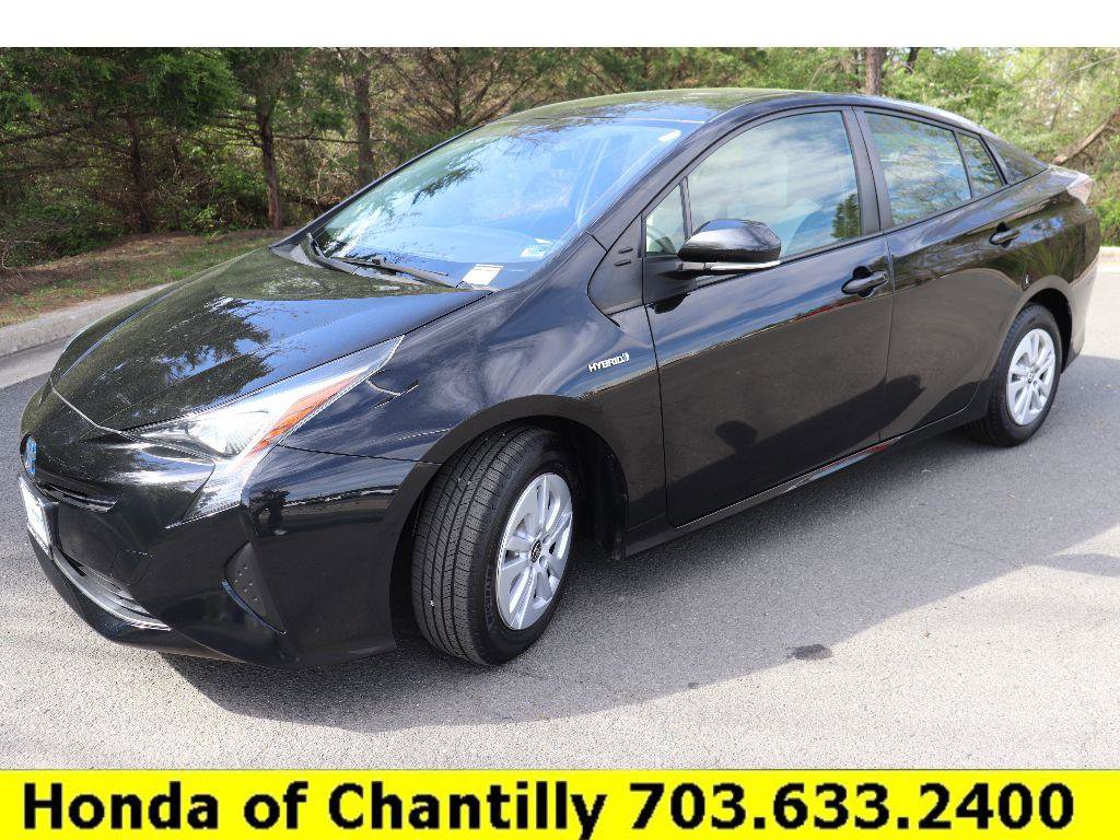 Used 2018 Toyota Prius One w/ Carpet Mat Package FWD image 4