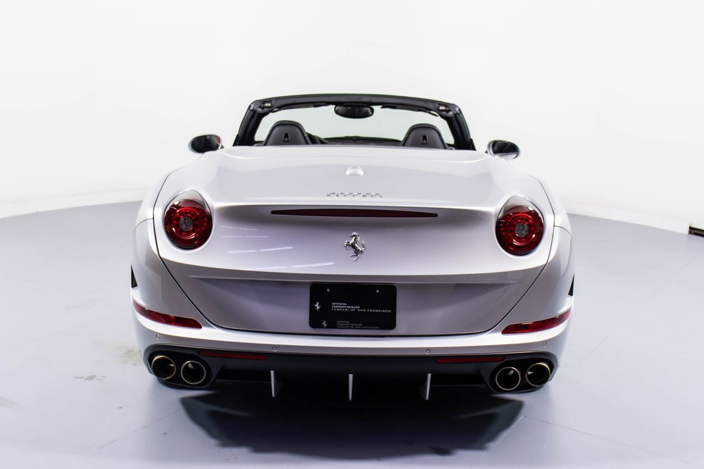 Used 2016 Ferrari California T image 7