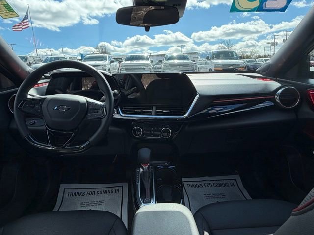 Certified 2025 Chevrolet Trax RS w/ Sunroof Package image 4