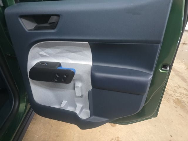 Used 2025 Ford Maverick XLT FWD image 7