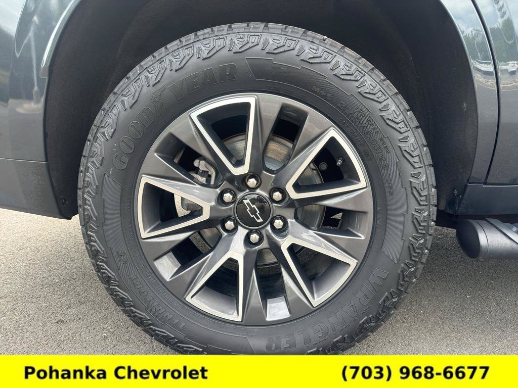Certified 2022 Chevrolet Tahoe Z71 w/ Luxury Package AWD/4WD image 31