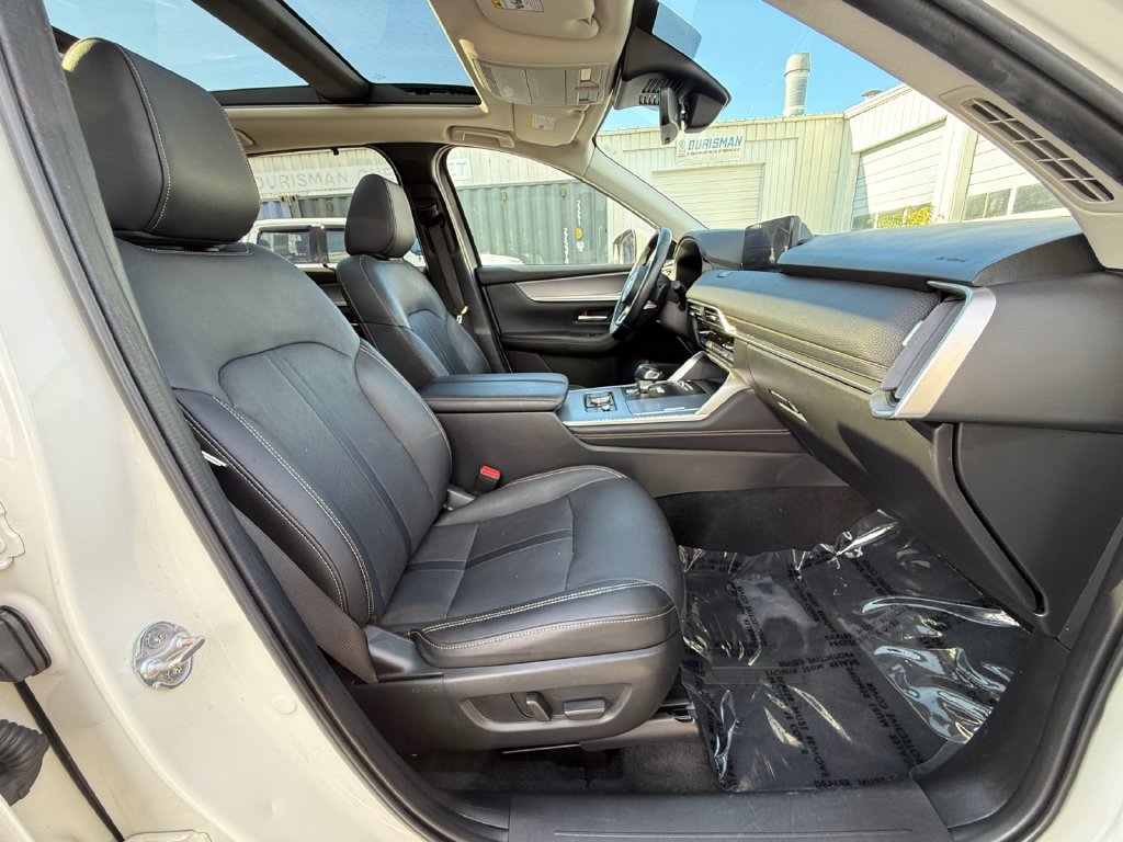 Used 2024 MAZDA CX-90 Plug-In Hybrid w/ Premium Pkg AWD/4WD image 28