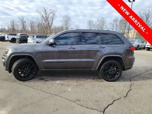 Used 2018 Jeep Grand Cherokee Altitude image 6