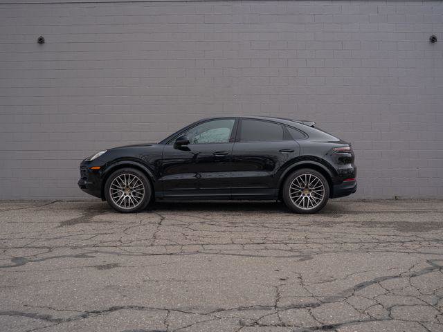 Certified 2023 Porsche Cayenne S AWD/4WD image 2